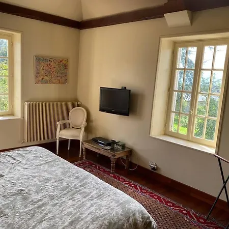 Propriete A 3 Mins Du Chateau Du Haras Du Pin