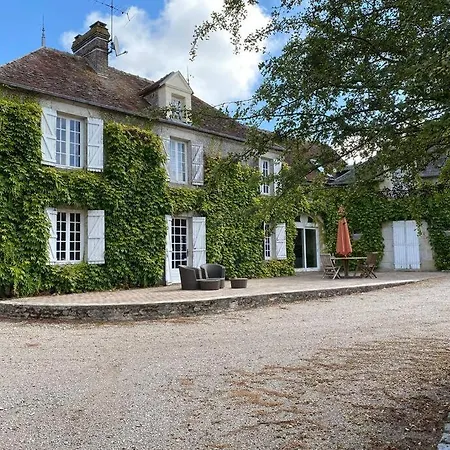 Propriete A 3 Mins Du Chateau Du Haras Du Pin *
