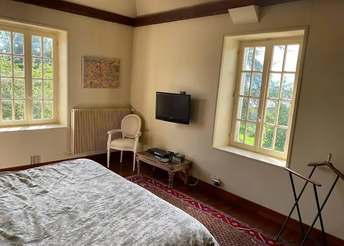 Propriete A 3 Mins Du Chateau Du Haras Du Pin