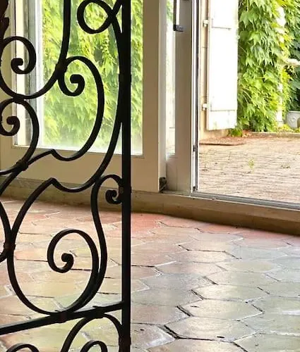 Propriete A 3 Mins Du Chateau Du Haras Du Pin Вилла