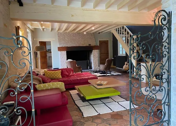 Propriete A 3 Mins Du Chateau Du Haras Du Pin Вилла Le Pin-au-Haras